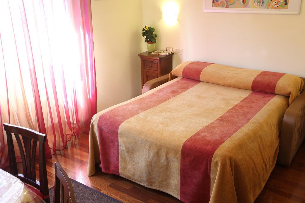 Bed and Breakfast Al Colonnato Di San Pietro Roma Exterior foto