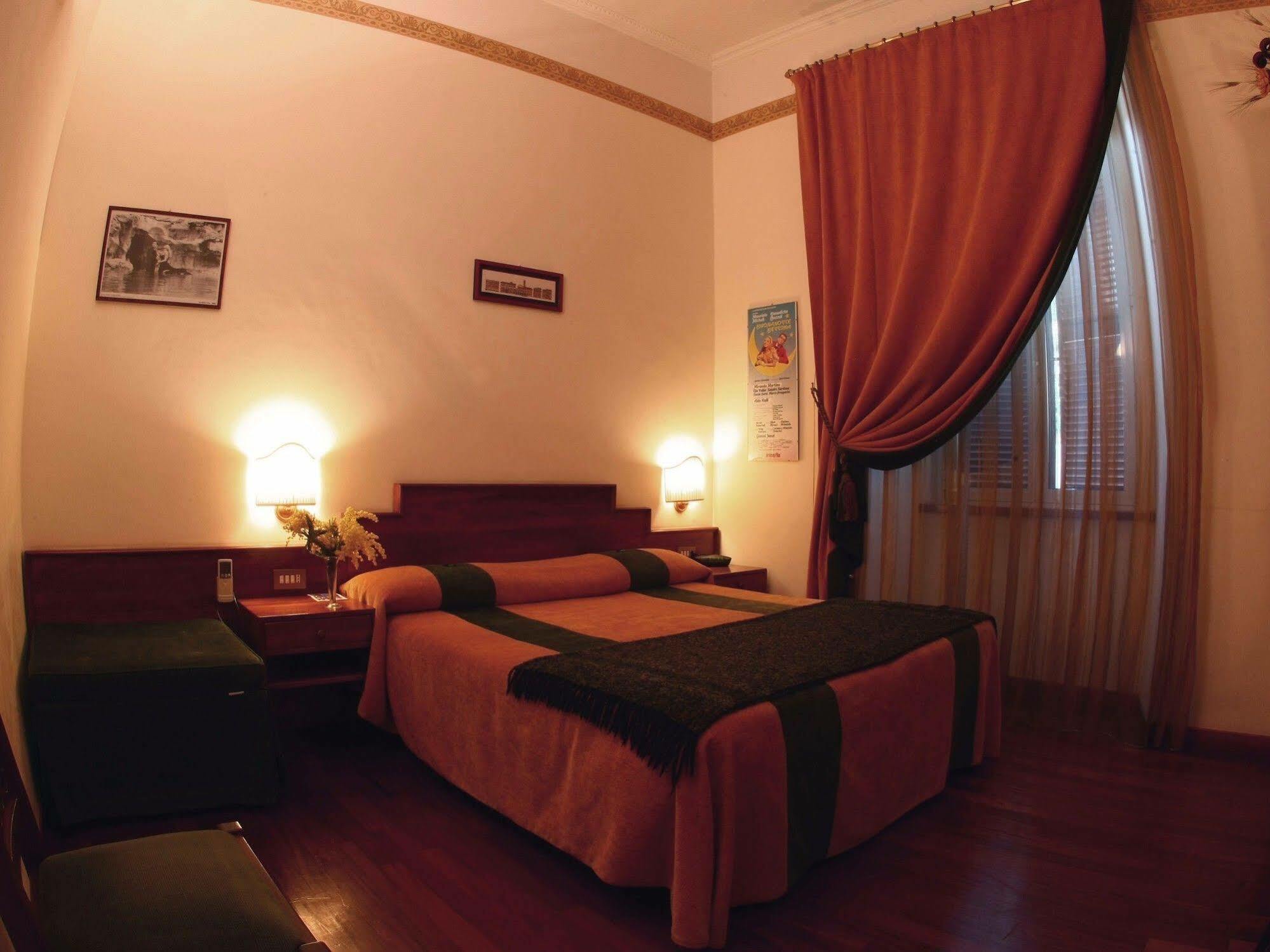 Bed and Breakfast Al Colonnato Di San Pietro Roma Exterior foto