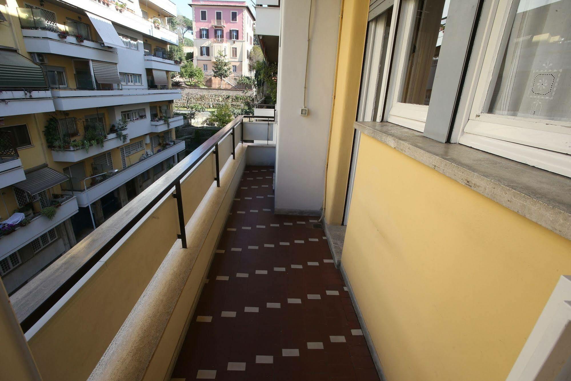 Bed and Breakfast Al Colonnato Di San Pietro Roma Exterior foto